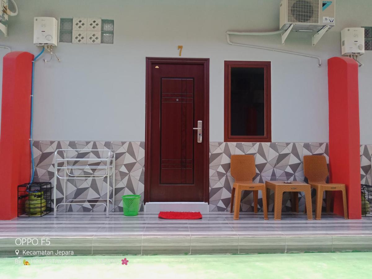 Homestay Premium 45 Джепара Екстериор снимка