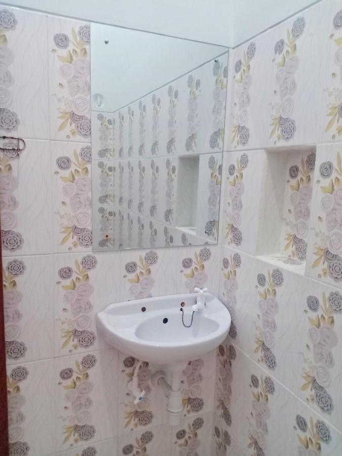 Homestay Premium 45 Джепара Екстериор снимка