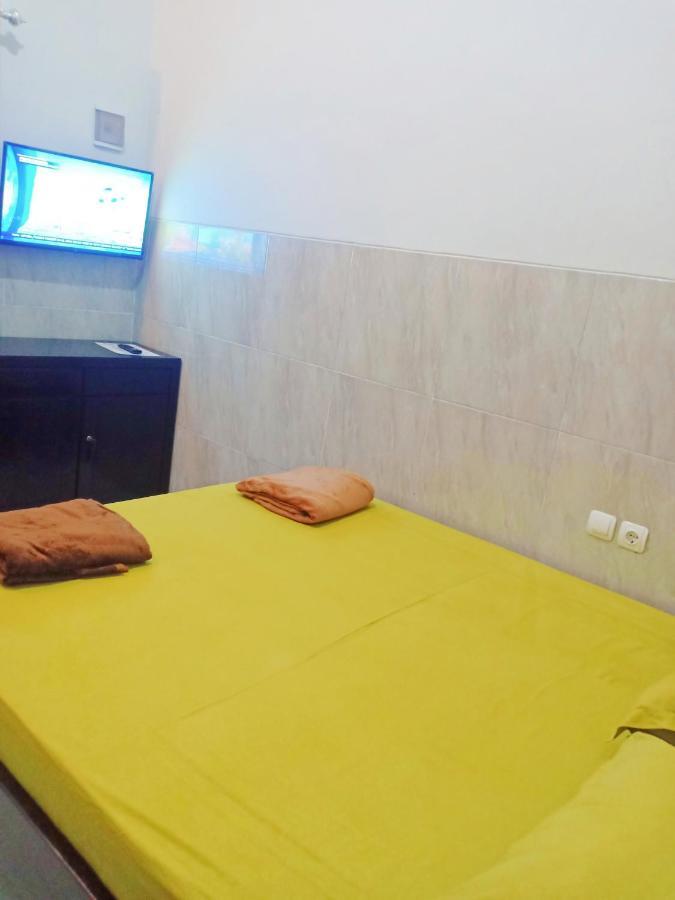 Homestay Premium 45 Джепара Екстериор снимка